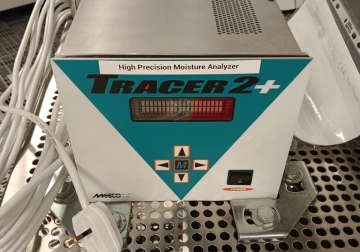 O2 and Moisture Analyzers